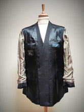 Afbeelding in Gallery-weergave laden, Burberrys costume croisé bleu marine en laine vierge 54