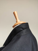 Afbeelding in Gallery-weergave laden, Burberrys costume croisé bleu marine en laine vierge 54