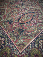 Lade das Bild in den Galerie-Viewer, Drake's carré foulard vintage 100% soie à motif floral Made in England