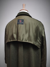 Charger l'image dans la galerie, Old England Paris loden Autrichien vintage en pure laine 54/56