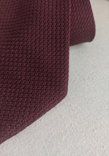 Load image into Gallery viewer, Davide Cenci cravate vintage en grenadine de soie bordeaux Made in Italy