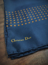 Charger l'image dans la galerie, Christian Dior vintage pochette bleue nuit en soie à motif géométrique