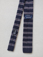 Carica l'immagine nel visualizzatore di Gallery, E. Marinella X Drumohr cravate tricot à rayures en soie et cachemire
