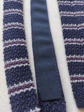 Carica l'immagine nel visualizzatore di Gallery, E. Marinella X Drumohr cravate tricot à rayures en soie et cachemire