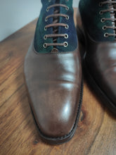 Charger l'image dans la galerie, Septième Largeur bottines tartan Balmoral en cuir de veau marron patiné 7,5 UK/41,5 FR