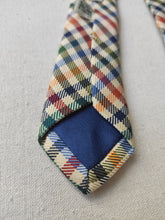 Charger l'image dans la galerie, Drake's cravate vintage en soie à carreaux Made in England