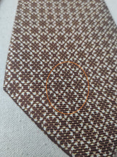 Carica l'immagine nel visualizzatore di Gallery, Façonnable cravate en soie à motif floral Made in Italy