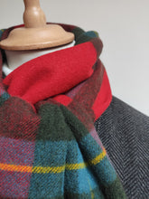 Afbeelding in Gallery-weergave laden, Drake's écharpe tartan 100% laine d'agneau Made in Scotland