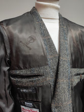 Charger l'image dans la galerie, Harris Tweed X Mario Barutti blazer chevrons à carreaux en laine 52