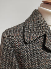 Charger l'image dans la galerie, W. et E. Crowther Ltd. manteau vintage en tweed Anglais 48 / M