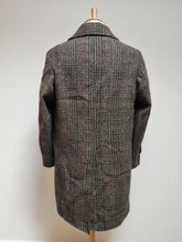 Charger l'image dans la galerie, W. et E. Crowther Ltd. manteau vintage en tweed Anglais 48 / M