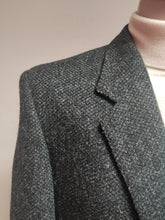 Charger l'image dans la galerie, Burberrys X Harris Tweed blazer vintage en laine 54 / XXL