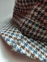 Charger l'image dans la galerie, Scott & Co Hatters X Old England chapeau pliant tweed ghillie 100% laine 55