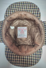Charger l'image dans la galerie, Harris Tweed casquette tweed Sherlock Holmes Deerstalker 100% laine 62