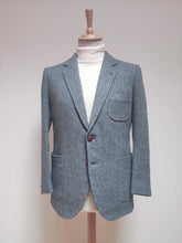 Charger l'image dans la galerie, Blazer vintage en tweed bleu gris en pure laine vierge Harris Tweed 46