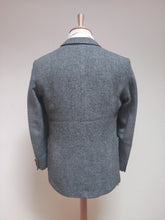 Charger l'image dans la galerie, Blazer vintage en tweed bleu gris en pure laine vierge Harris Tweed 46