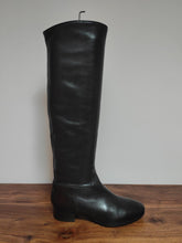 Charger l'image dans la galerie, Santoni bottes cavalières en cuir lisse noir Made in Italy 36,5 FR