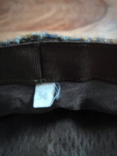 Charger l'image dans la galerie, Harris Tweed X Broswell casquette plate tweed patch en pure laine 56