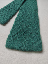 Charger l'image dans la galerie, Paco Rabanne Paris cravate large vintage en laine et mohair Made in France