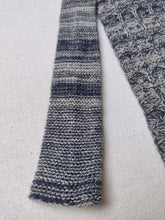 Charger l'image dans la galerie, Givenchy Gentleman Paris cravate large vintage en maille 100% laine