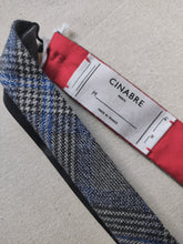 Charger l'image dans la galerie, Cinabre Paris noeud papillon Prince de Galles en laine et soie Made in France
