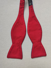 Afbeelding in Gallery-weergave laden, Cinabre Paris noeud papillon tartan bleu en laine et soie Made in France