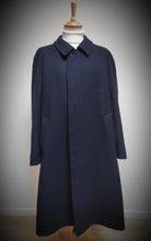 Charger l'image dans la galerie, Rodex of London X Old England pardessus raglan vintage bleu marine pure laine vierge Made in Great Britain 54