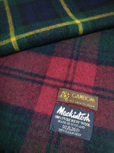 Afbeelding in Gallery-weergave laden, Mackintosh écharpe à carreaux en pure laine vierge Made in Scotland