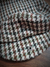 Charger l'image dans la galerie, Dunn & Co X Harris Tweed casquette plate en laine 57
