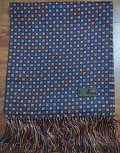 Afbeelding in Gallery-weergave laden, Frank Theak & Roskilly London foulard marine en soie Made in England