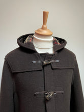 Charger l'image dans la galerie, Gloverall manteau duffle-coat marron en laine Made in England 48