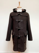 Charger l'image dans la galerie, Gloverall manteau duffle-coat marron en laine Made in England 48