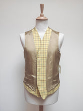Charger l'image dans la galerie, Gilet de costume vintage à carreaux en laine vierge Made in Italy 48