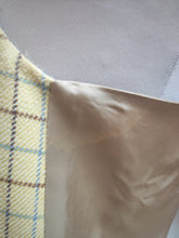 Charger l'image dans la galerie, Gilet de costume vintage à carreaux en laine vierge Made in Italy 48