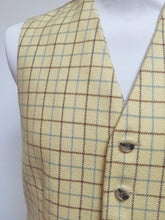 Charger l'image dans la galerie, Gilet de costume vintage à carreaux en laine vierge Made in Italy 48
