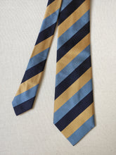 Afbeelding in Gallery-weergave laden, Rosati Roma cravate regimental pure soie Made in England