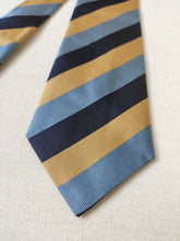 Afbeelding in Gallery-weergave laden, Rosati Roma cravate regimental pure soie Made in England