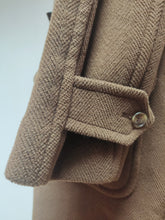 Charger l'image dans la galerie, Old England Paris manteau duffle-coat femme marron noisette 42 FR / 14 UK
