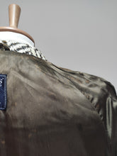 Charger l'image dans la galerie, Burberrys manteau femme à chevrons en pure laine Made in England 12 UK / 40 FR