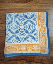Charger l'image dans la galerie, Drake's pochette en soie à motif bandana Made in Italy