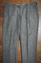 Afbeelding in Gallery-weergave laden, Suitsupply costume gris en laine soie et lin E.Thomas Taille 48/50