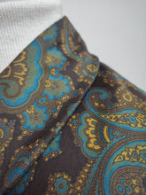 Charger l'image dans la galerie, Piccadilly Lyon robe de chambre vintage à col châle en pure soie M /L