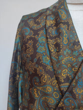 Charger l'image dans la galerie, Piccadilly Lyon robe de chambre vintage à col châle en pure soie M /L