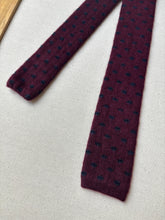 Afbeelding in Gallery-weergave laden, Fiorio cravate à bout carré 100%  cachemire Made in Italy
