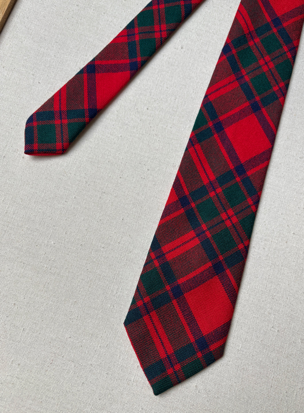 Cravate tartan Mackintosh en pure laine vierge Made in Scotland