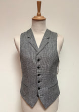 Carica l'immagine nel visualizzatore di Gallery, Suitsupply gilet Capetown en pur lin 44/S
