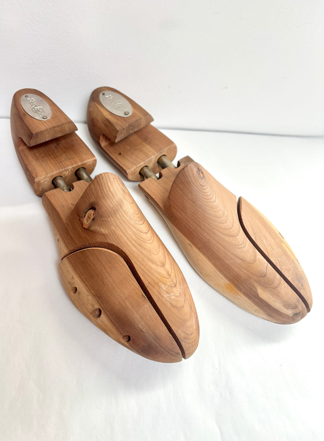 Embauchoirs en cèdre Bexley Pointure 45 FR