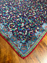 Charger l&#39;image dans la galerie, Trio de pochettes vintage en soie Made in Italy
