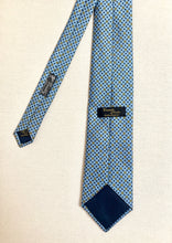 Load image into Gallery viewer, Cravats of London cravate bleue en soie à motif géométrique Made in England
