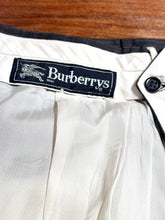 Carica l'immagine nel visualizzatore di Gallery, Abito doppiopetto blu navy Burberrys in lana vergine, taglia 54
